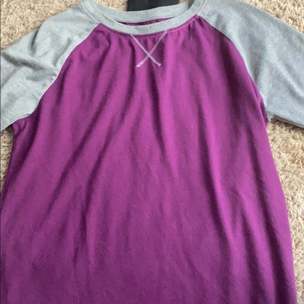 Middle sleeve purple and gray t-shirt